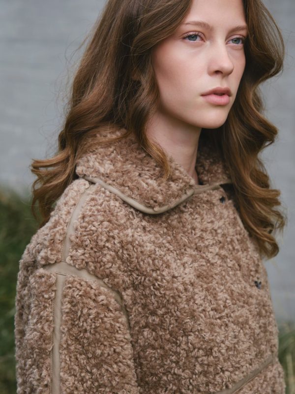 Neo Noir Castor Faux Fur Jacket Taupe - Bilde 3