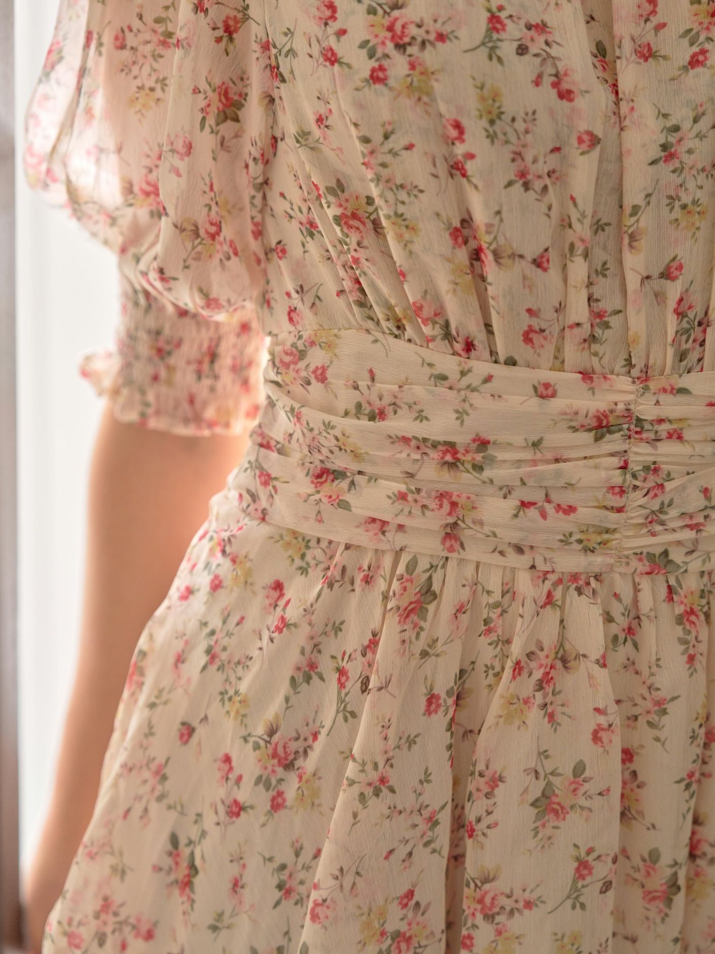 Neo Noir Sable Meadow Printed Dress Creme - Bilde 5