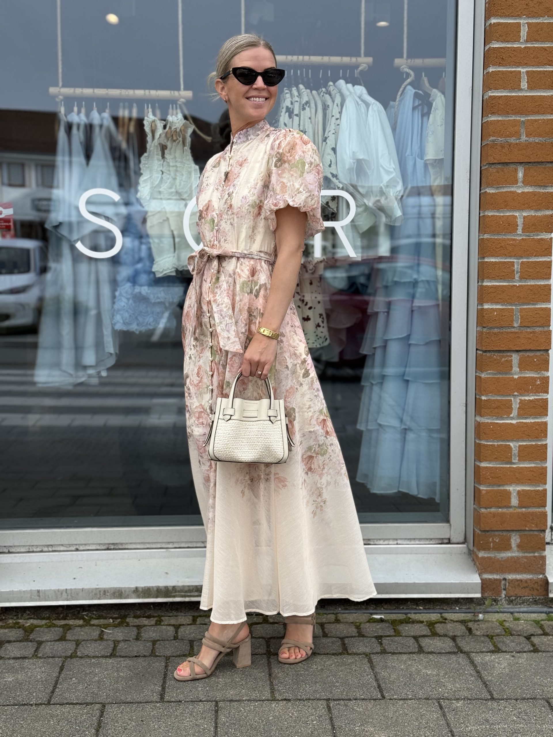 From Paris With Love Dress 10665 Ecru Med Perleknapper - Bilde 3