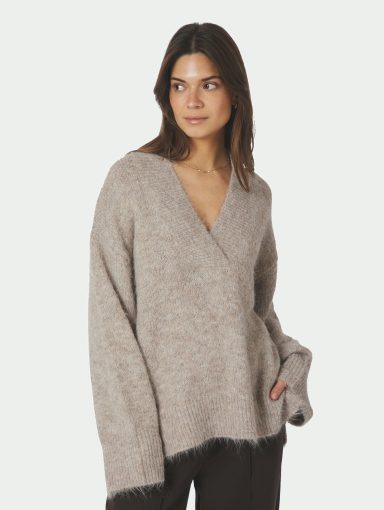Neo Noir Melli Fluffy Knit Blouse Beige Melange