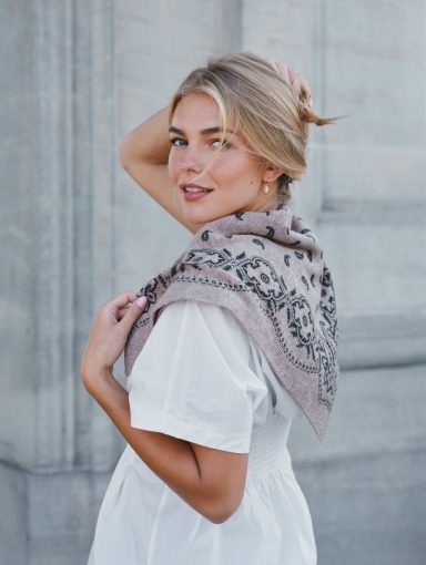 Neo Noir Adelina Paisley Knit Scarf Beige Melange
