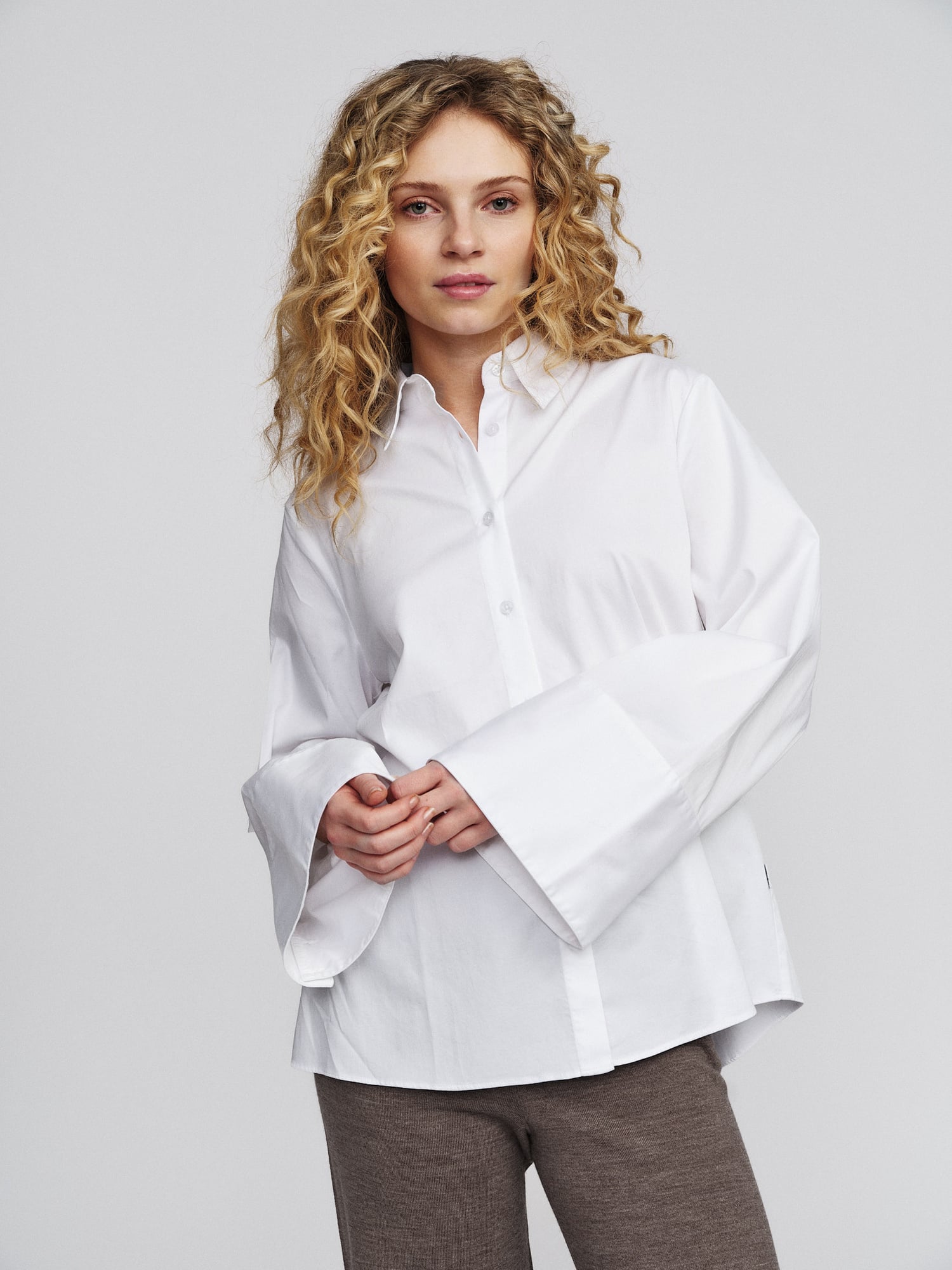 Ella & il Victoria Shirt White