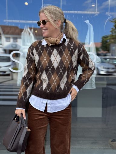 Dear Dharma Argyle Sweater Choco