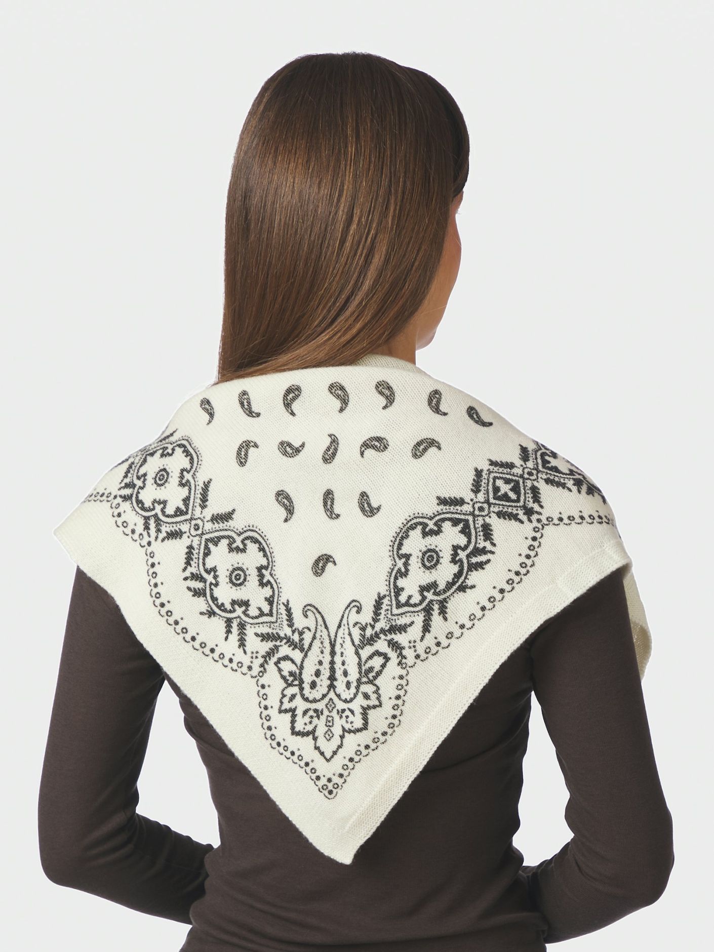 Neo Noir Adelina Paisley Knit Scarf Off White - Bilde 2